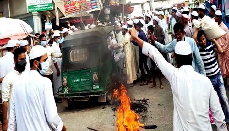 ব্রাহ্মণবাড়িয়ায় হেফাজতের তাণ্ডব: গ্রেফতার আরও ৩০