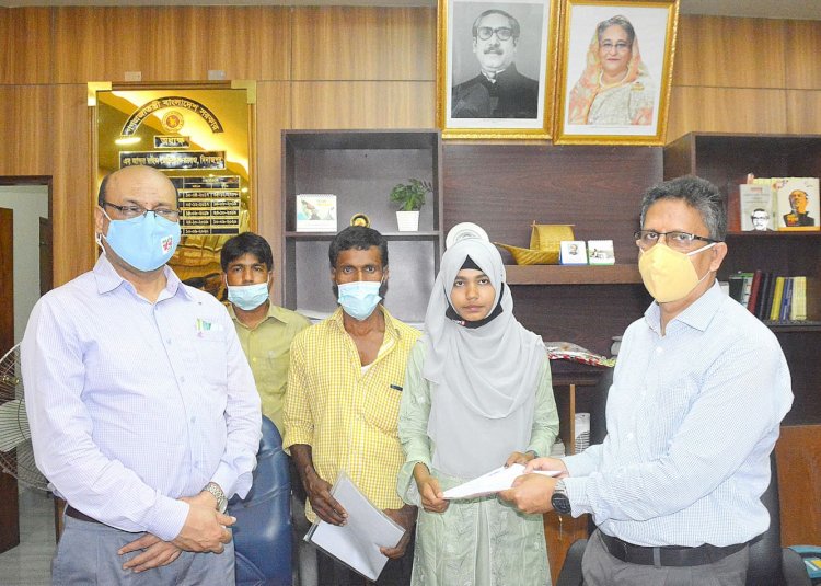 হুইপ ইকবালুর রহিমের দায়িত্ব নেয়া মুন্নীর চিকিৎসক হওয়ার স্বপ্ন পুরণ হলো