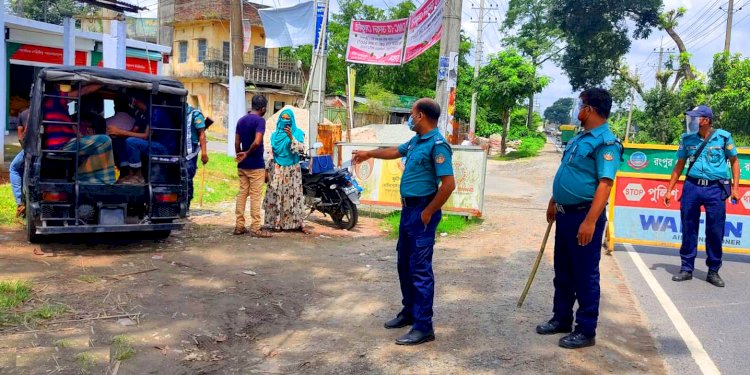 রংপুরে সরাকরি বিধি ভঙ্গ করায় একদিনে প্রায় সাড়ে ৩ লাখ টাকা জরিমানা